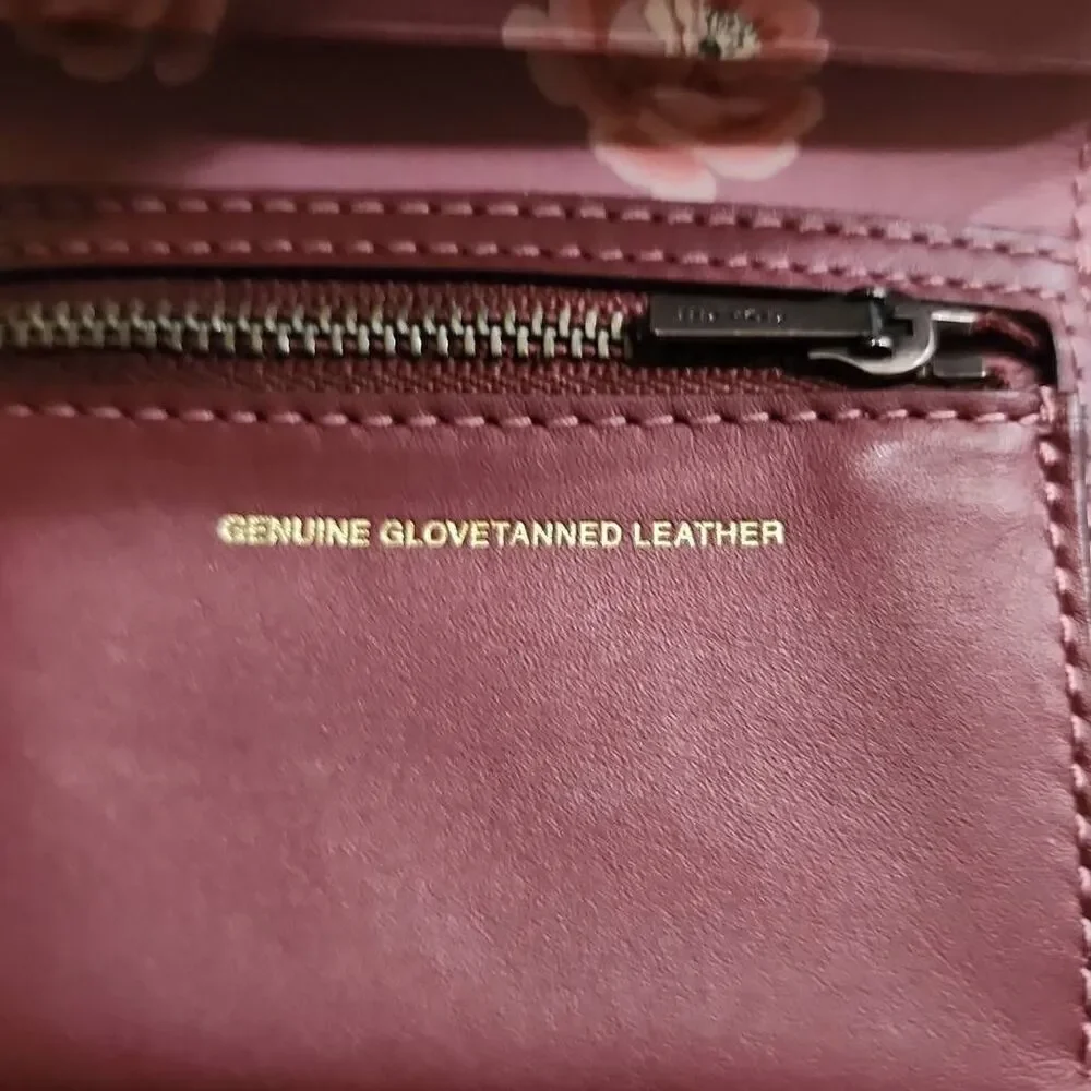 Coach Small Trifold Wallet in Bordeaux